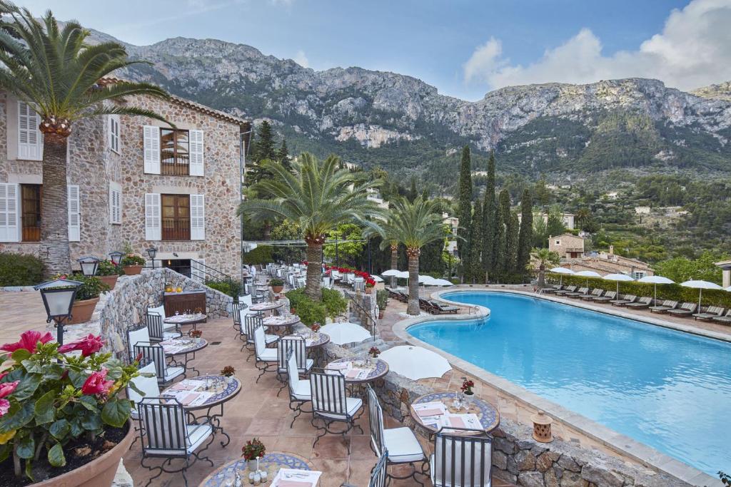 Yoga &amp; Hiking in the heart of the Tramuntana – Mallorca - Deià - 8 days